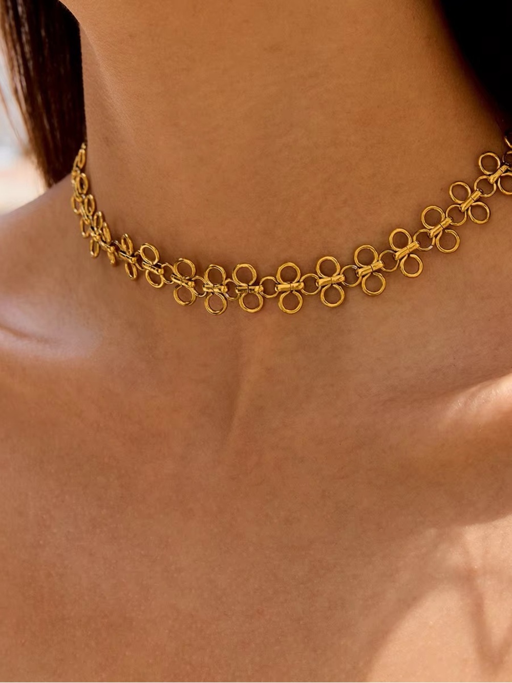 18K Gold Plated Floral Link Choker Necklace